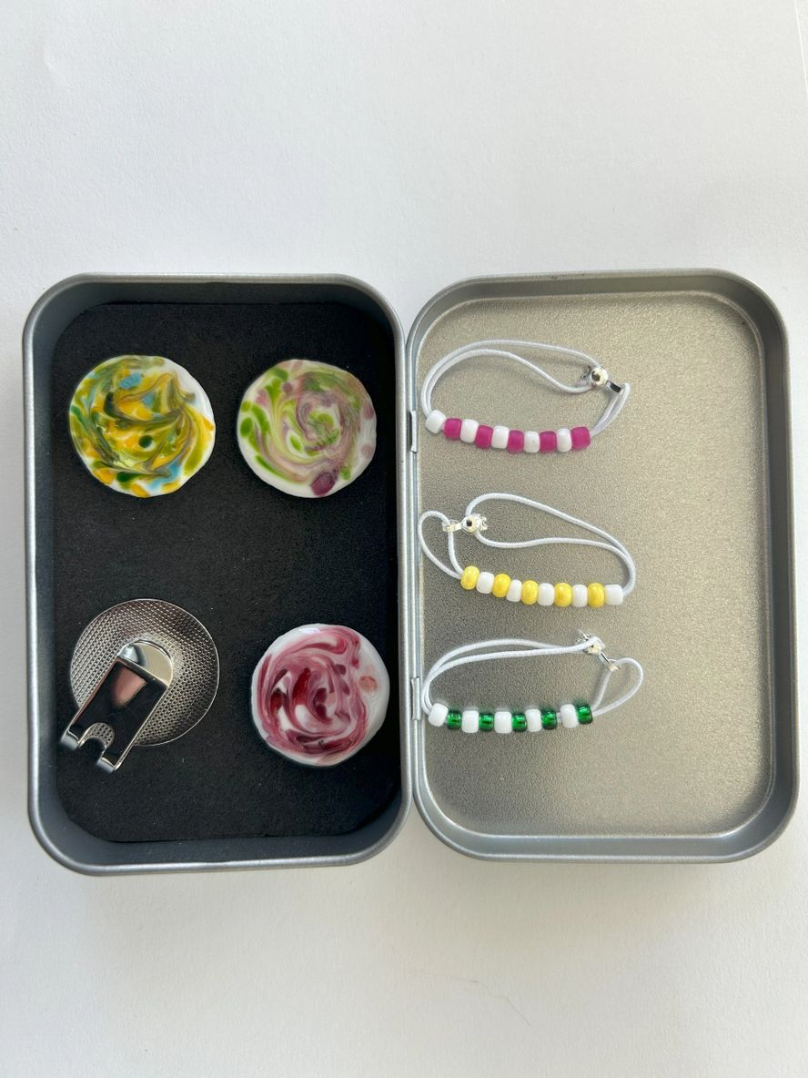 Six Ball Marker Stroke Counter Set - pinkyellow image